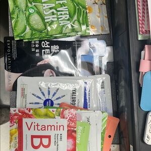 Aloe Vera Hydrating Face Mask 20 pieces price firm